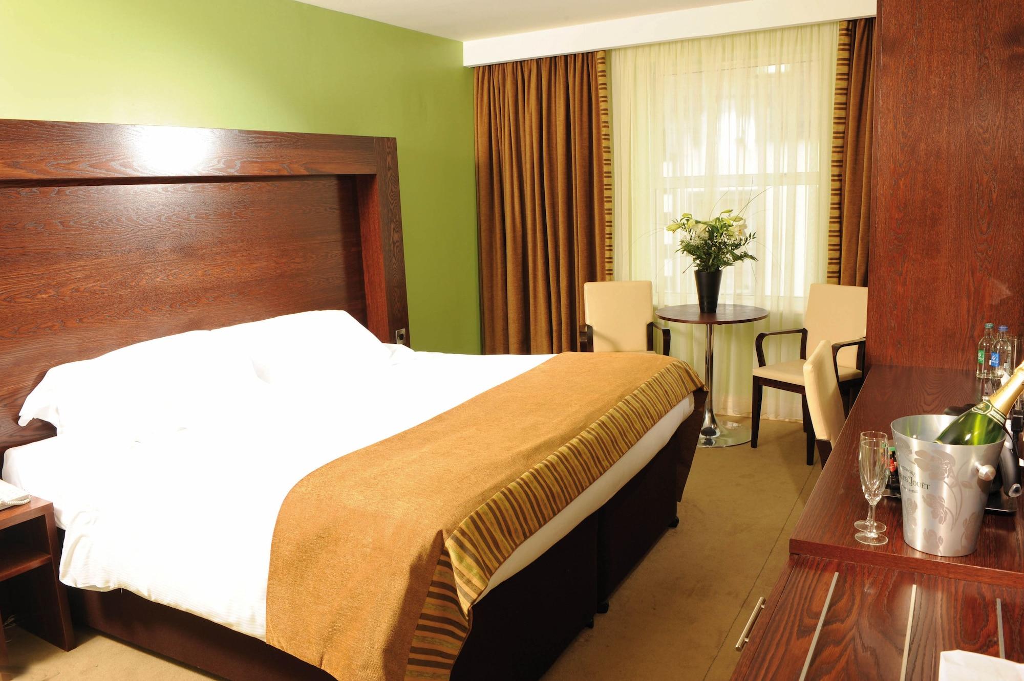 Treacy'S Hotel Wexford Эннискорти Экстерьер фото