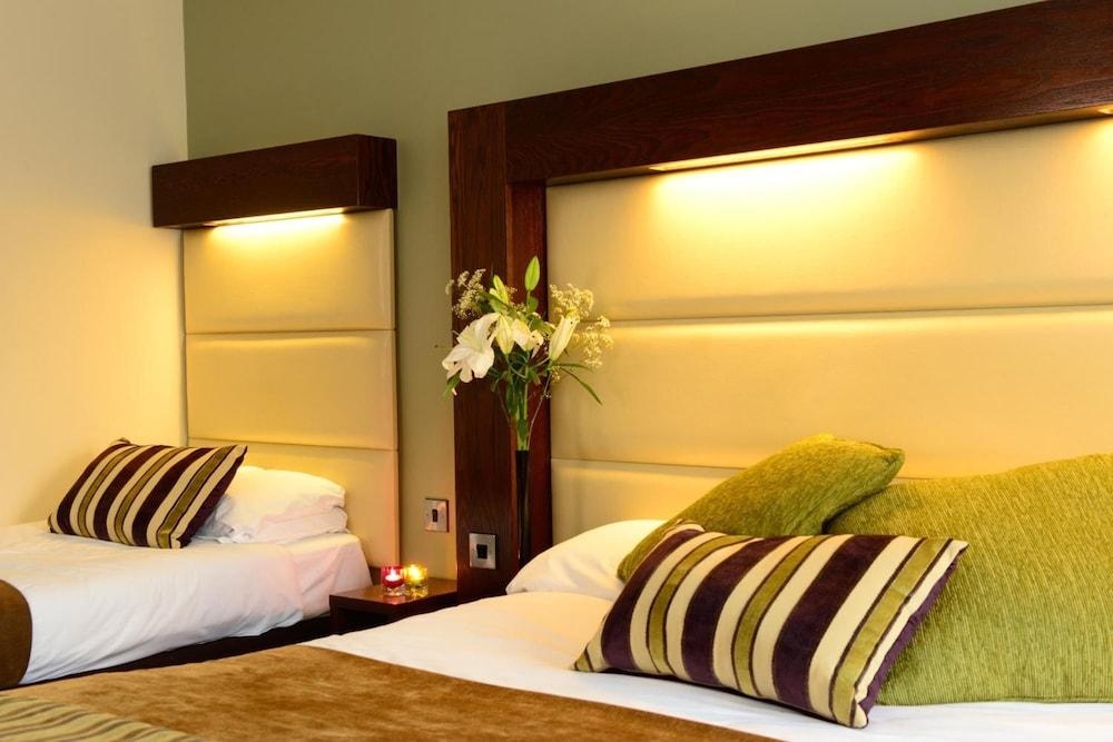 Treacy'S Hotel Wexford Эннискорти Экстерьер фото