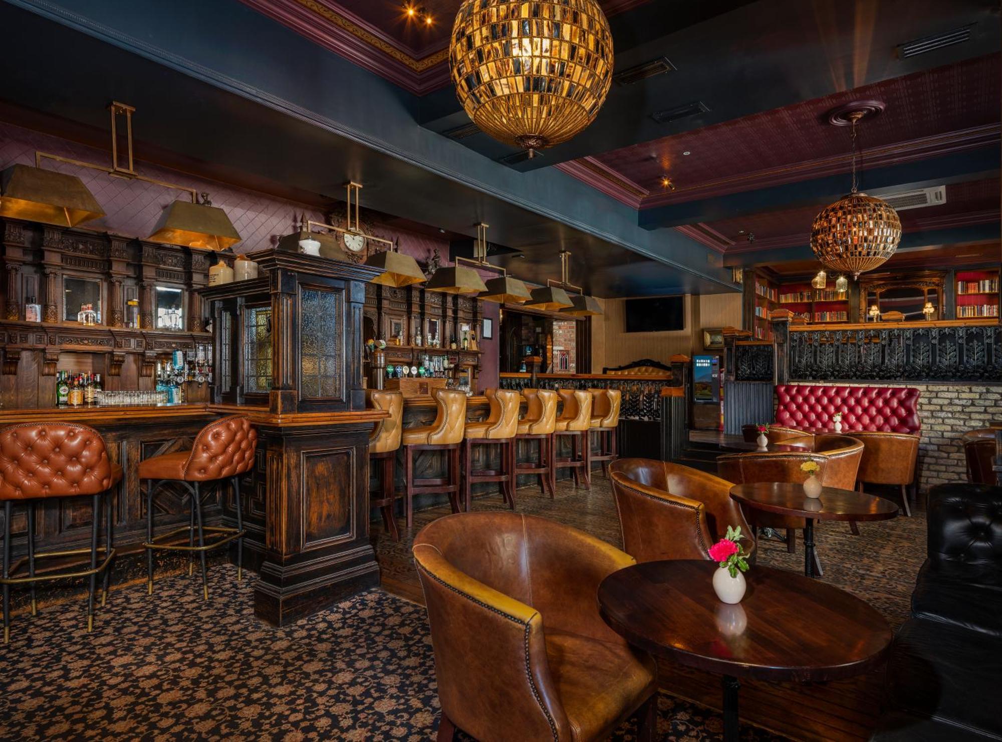 Treacy'S Hotel Wexford Эннискорти Экстерьер фото