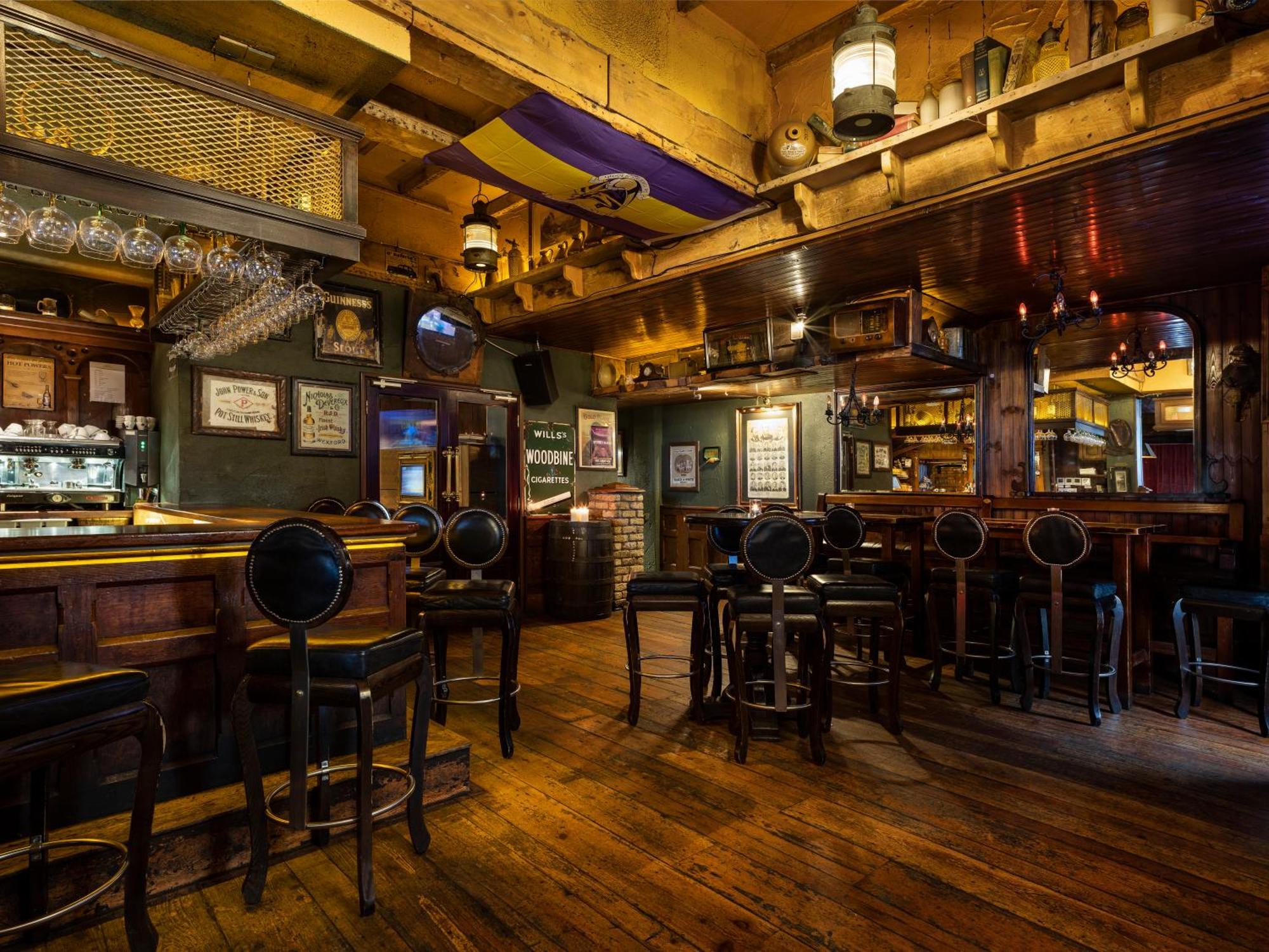 Treacy'S Hotel Wexford Эннискорти Экстерьер фото
