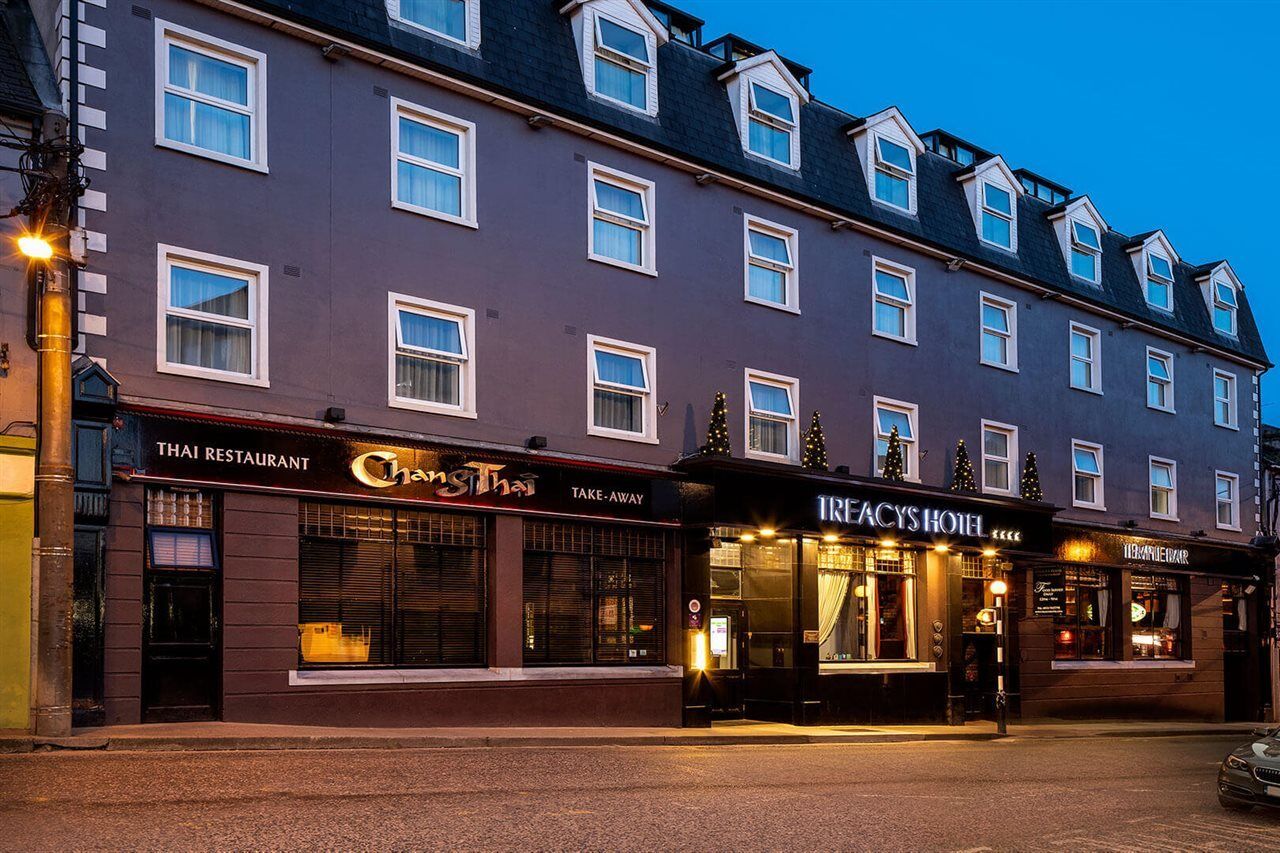 Treacy'S Hotel Wexford Эннискорти Экстерьер фото