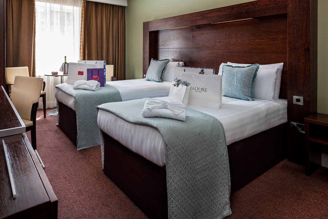 Treacy'S Hotel Wexford Эннискорти Экстерьер фото