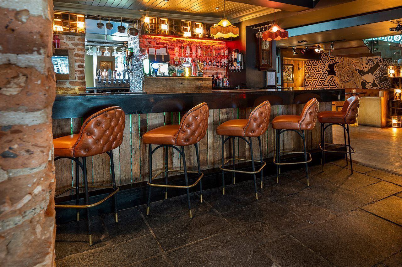 Treacy'S Hotel Wexford Эннискорти Экстерьер фото